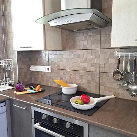 Allamare With A Pool Paralímni