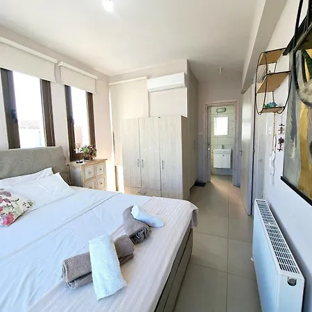 Holiday home Allamare With A Pool Paralimni
