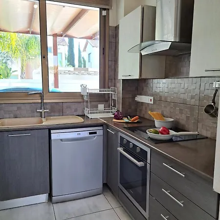 Holiday home Allamare With A Pool Paralimni