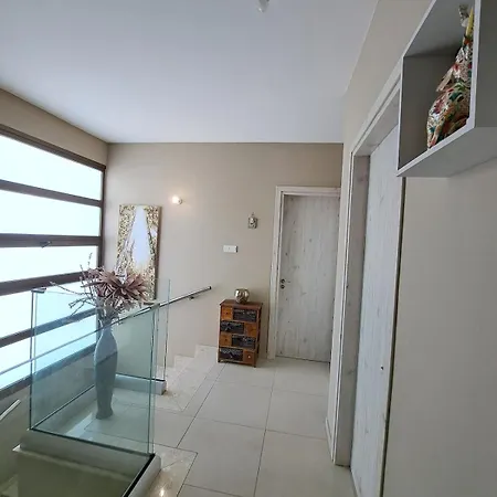 Feriehus Allamare With A Pool *
