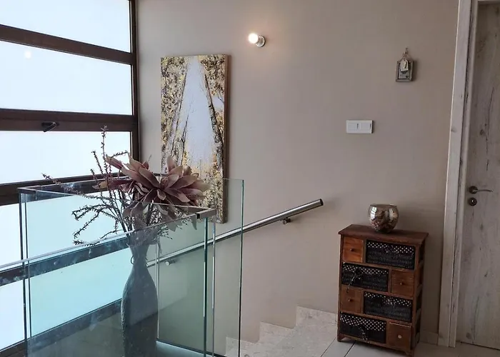 Allamare With A Pool Case de vacanță