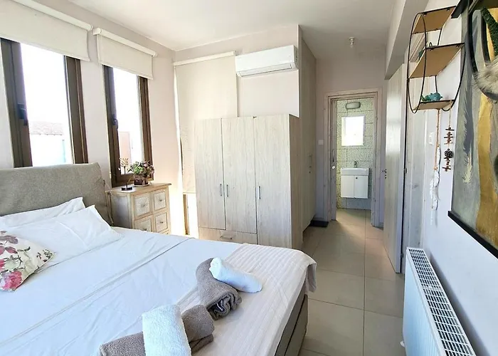 Case de vacanță Allamare With A Pool Paralimni